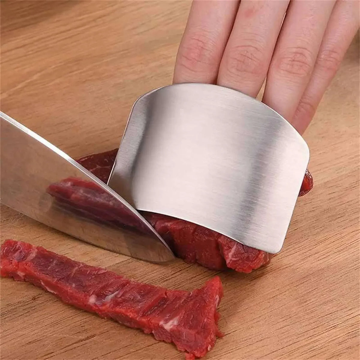 SafeBlade™ - Stainless Steel Finger Guard for Safe & Fast Cutting